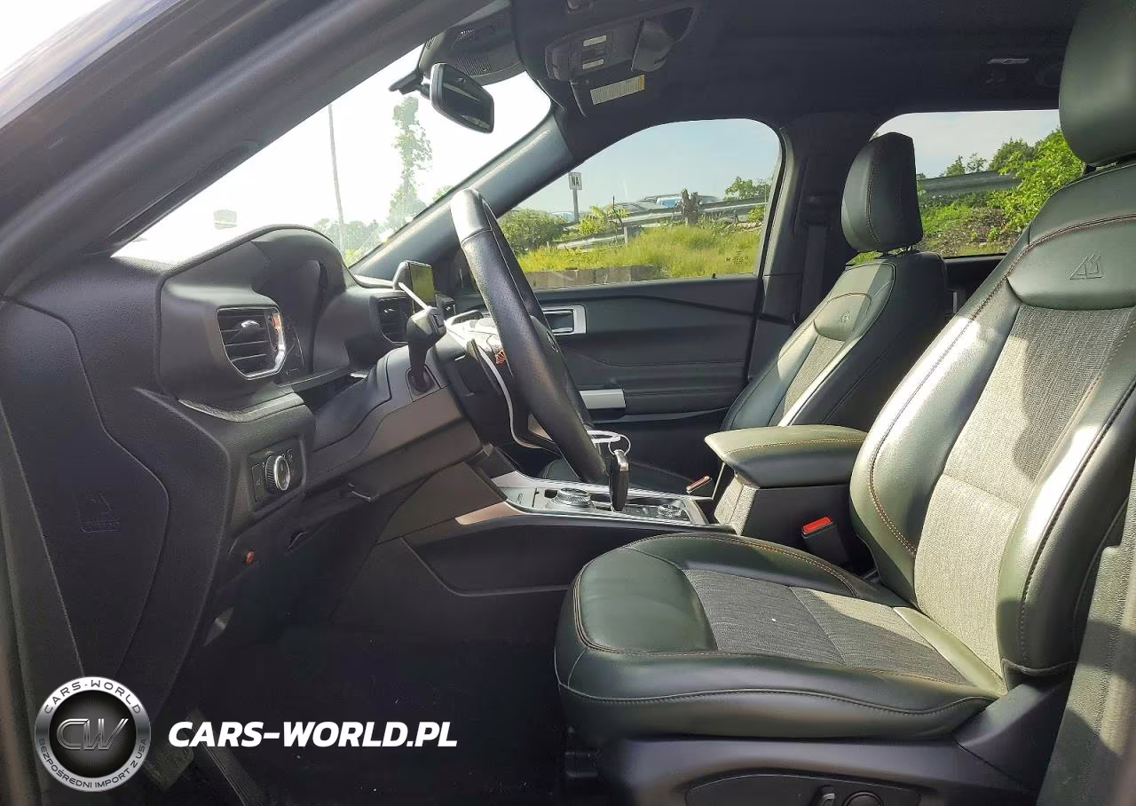 2023 Ford Explorer Timberline VIN:1FMSK8JHXPGC34469 - 7