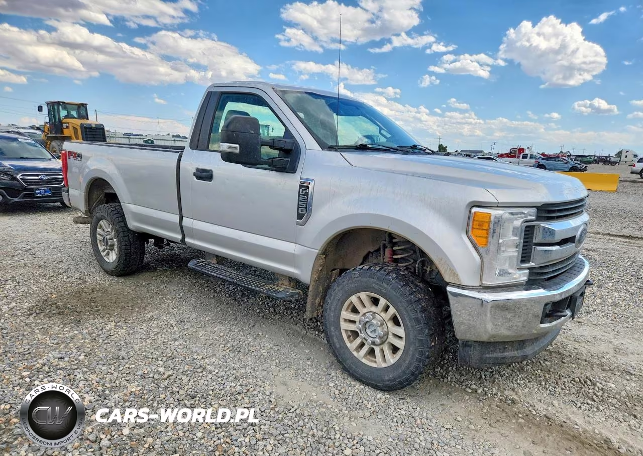 2017 Ford F250 Super Duty VIN:1FTBF2B66HEF37278 - 4