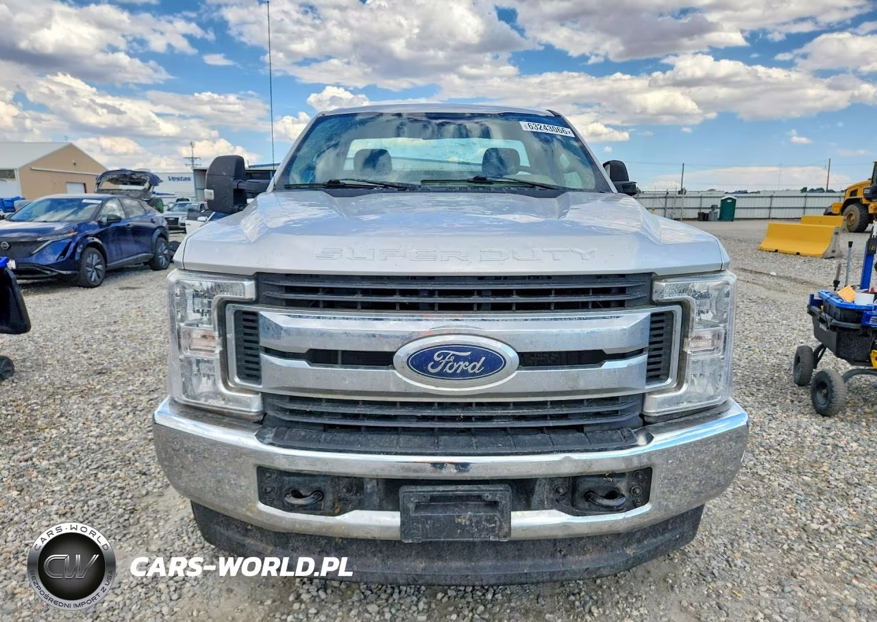 2017 Ford F250 Super Duty VIN:1FTBF2B66HEF37278 - 5