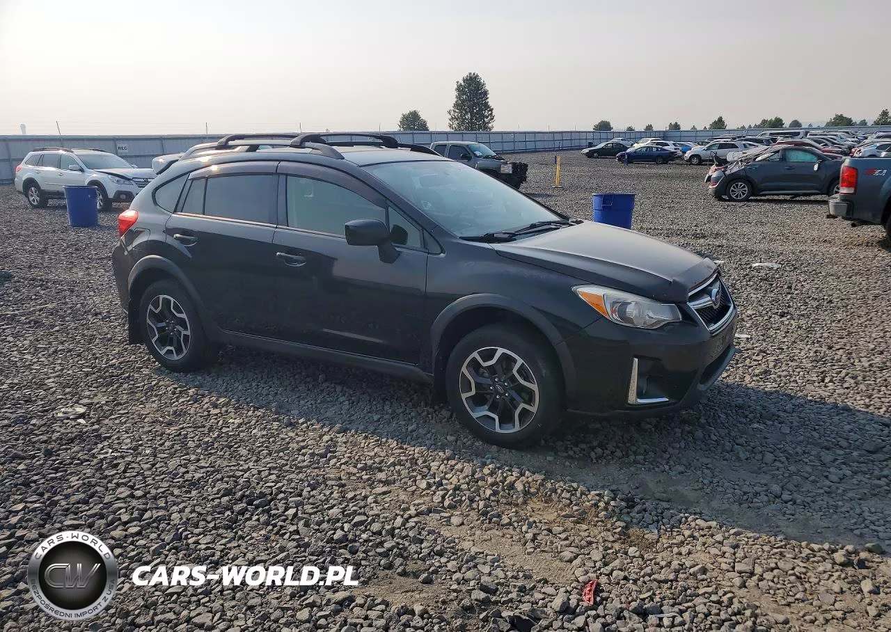 2017 Subaru Crosstrek Premium VIN:JF2GPADC2H8228357 - 4