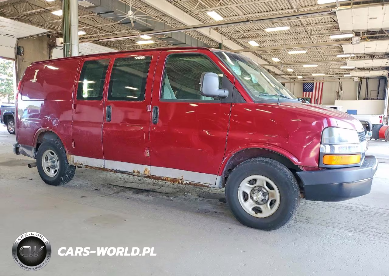 2007 Chevrolet Express G1500 VIN:1GCFG15T471170302 - 4