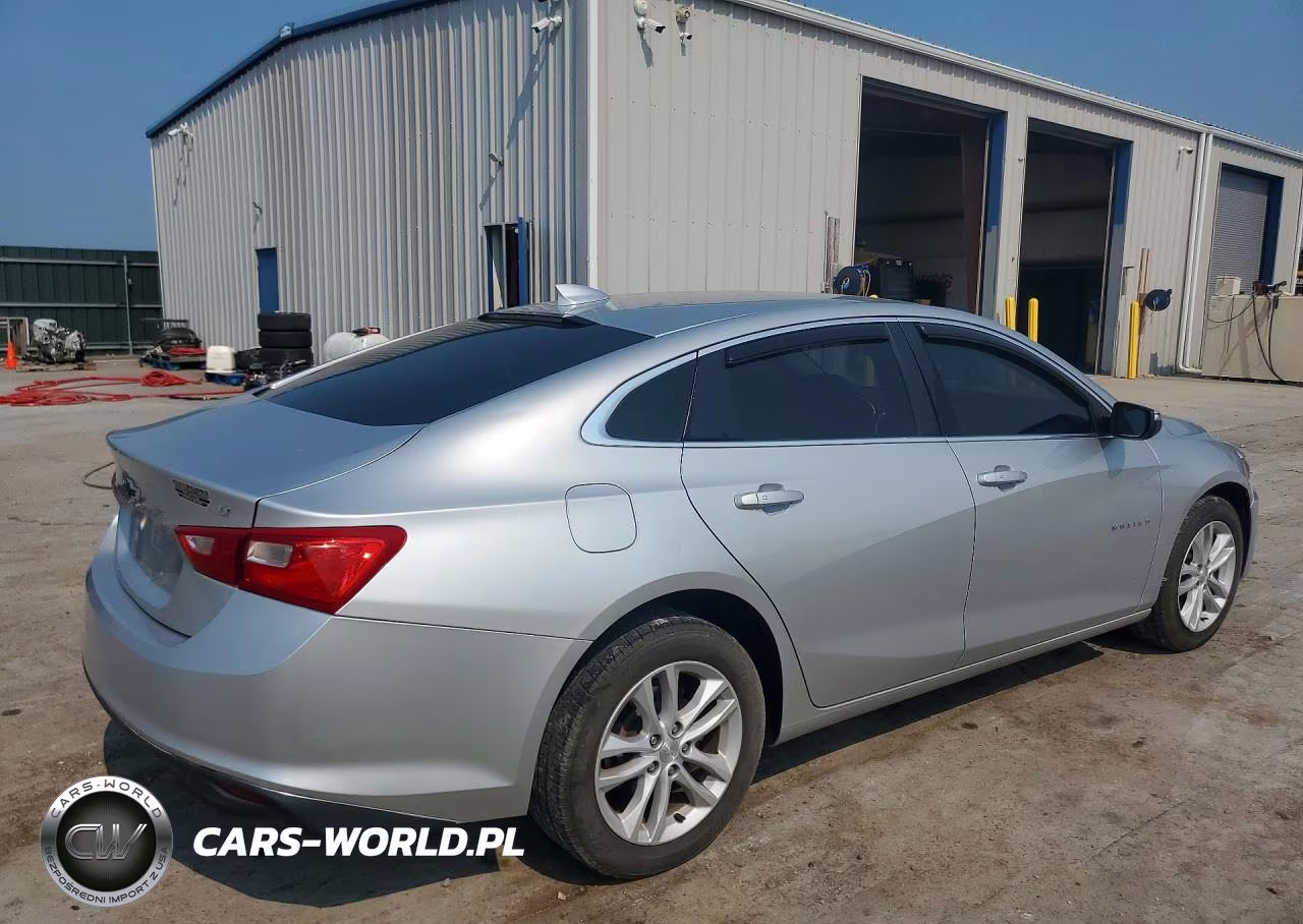2018 Chevrolet Malibu Lt VIN:1G1ZD5ST0JF141089 - 3