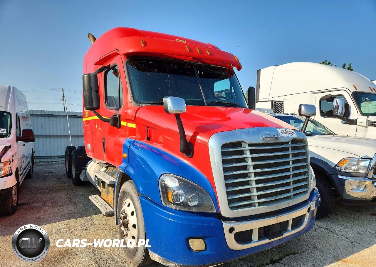 2017 Freightliner Cascadia 113 Semi Truck