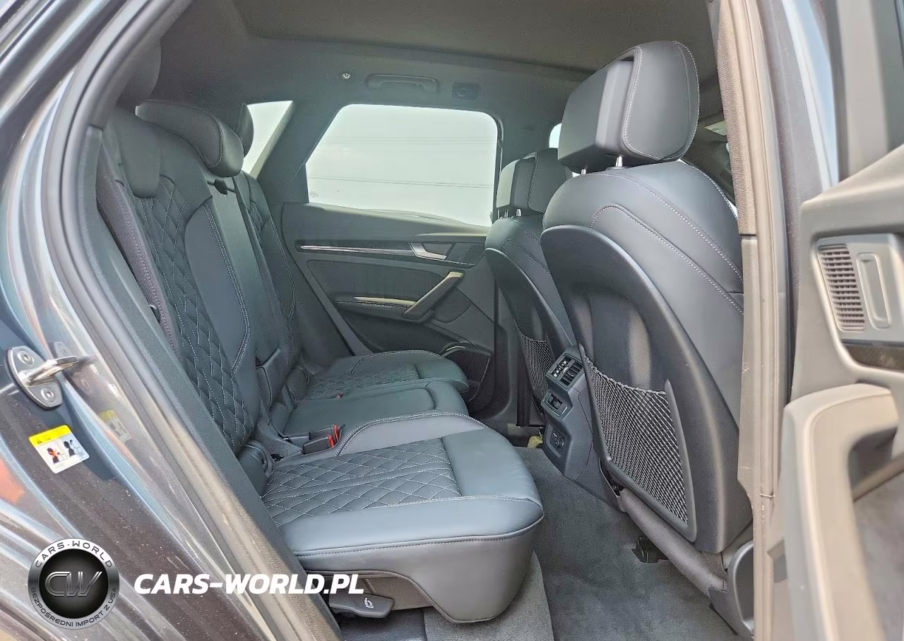 2025 Audi Sq5 Premium Plus VIN:WA1B4AFY9S2051062 - 11