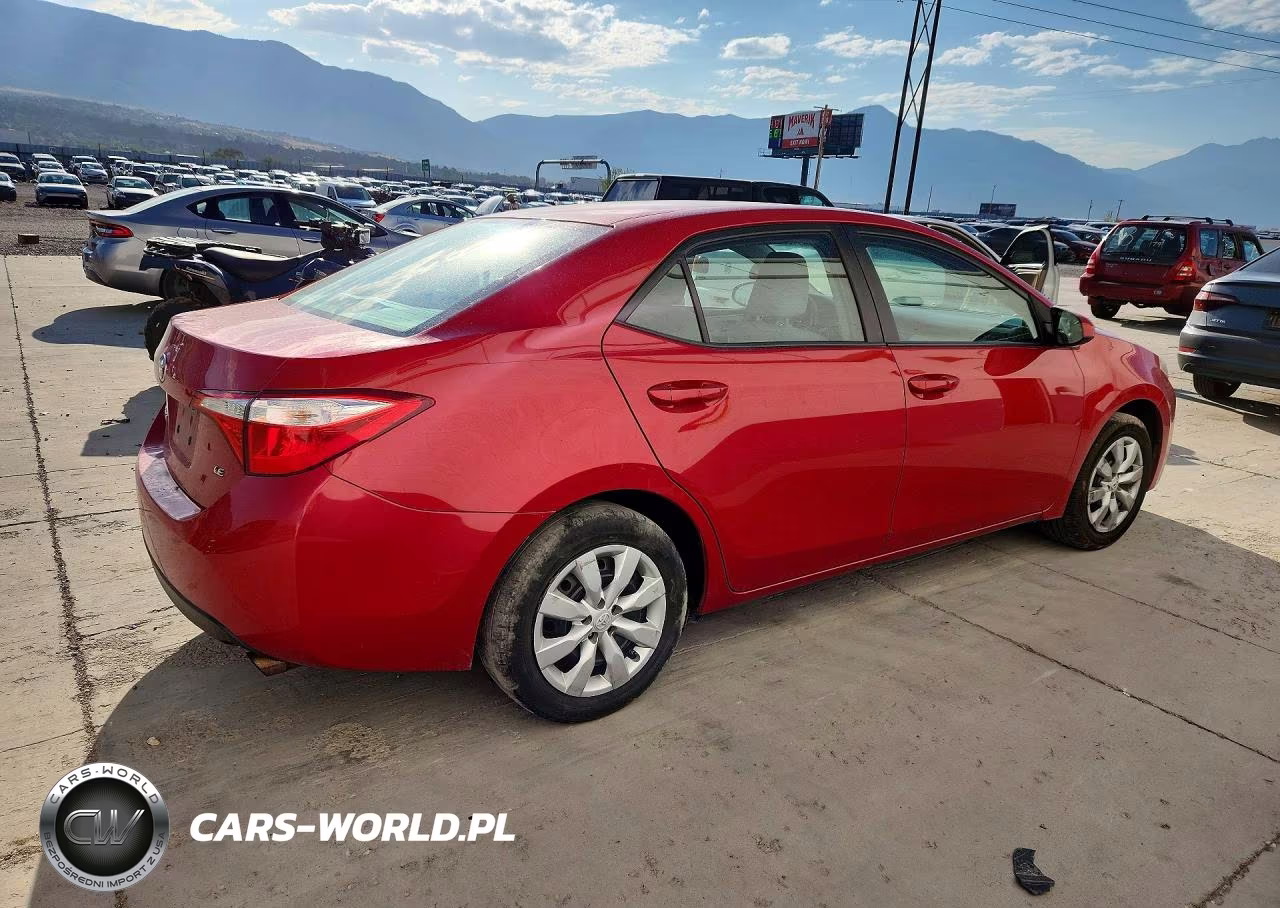 2015 Toyota Corolla Le VIN:2T1BURHE0FC348302 - 3
