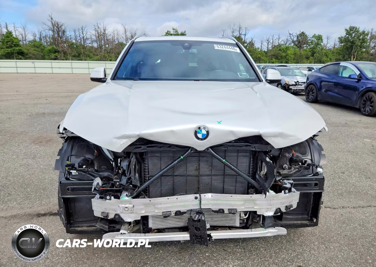 2022 BMW X5 xDrive40I VIN:5UXCR6C02N9N33664 - 5
