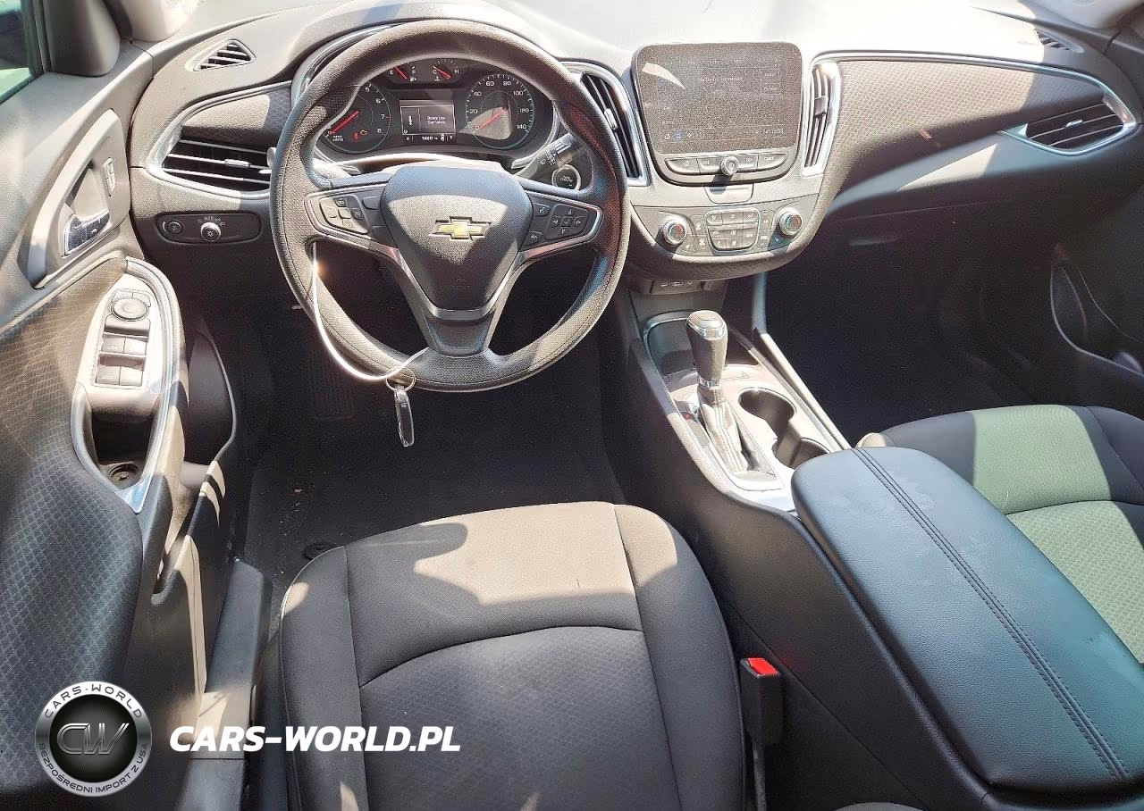 2019 Chevrolet Malibu Lt VIN:1G1ZD5ST0KF160064 - 8