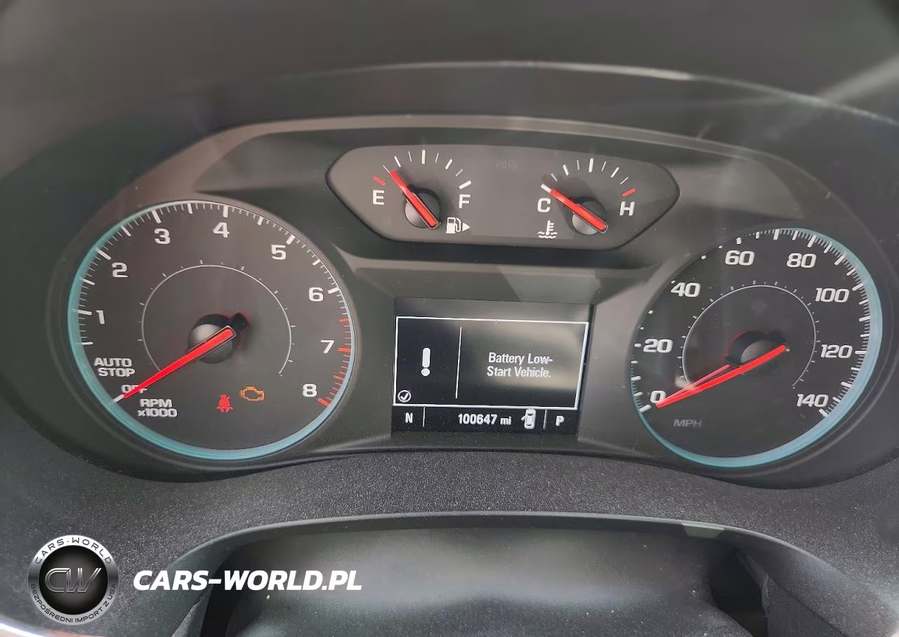 2019 Chevrolet Malibu Lt VIN:1G1ZD5ST0KF160064 - 9