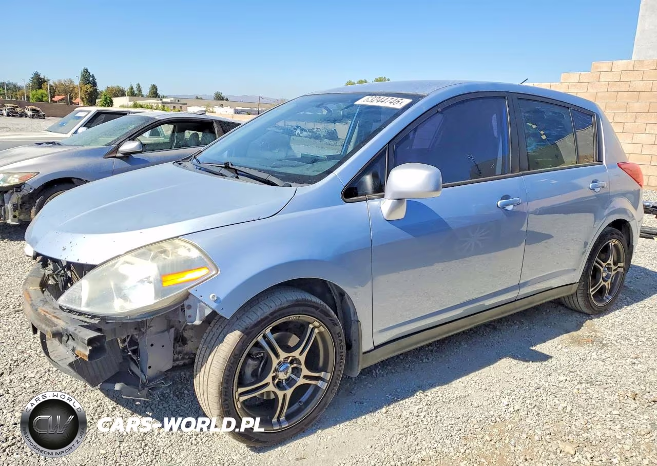 2010 Nissan Versa 1.8 S