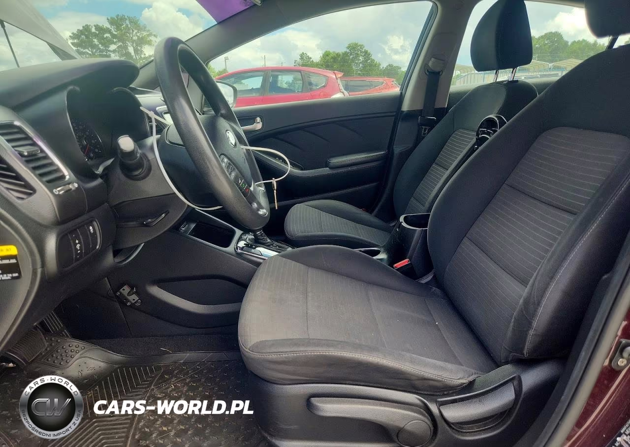 2018 Kia Forte Lx VIN:3KPFL4A73JE193497 - 7