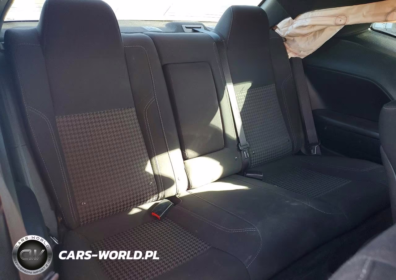2016 Dodge Challenger Sxt VIN:2C3CDZAGXGH172001 - 10