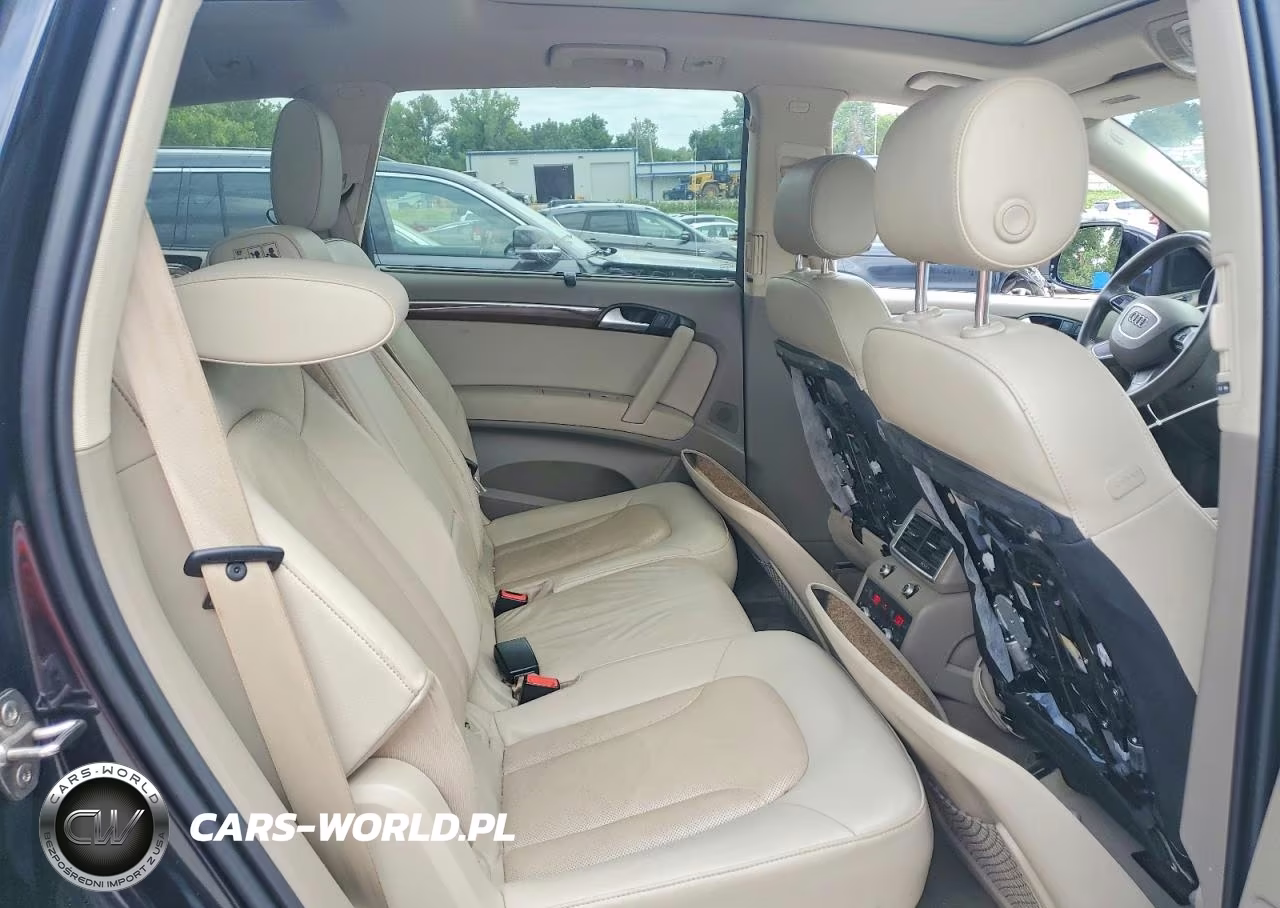 2015 Audi Q7 Prestige VIN:WA1DGAFE5FD025347 - 10