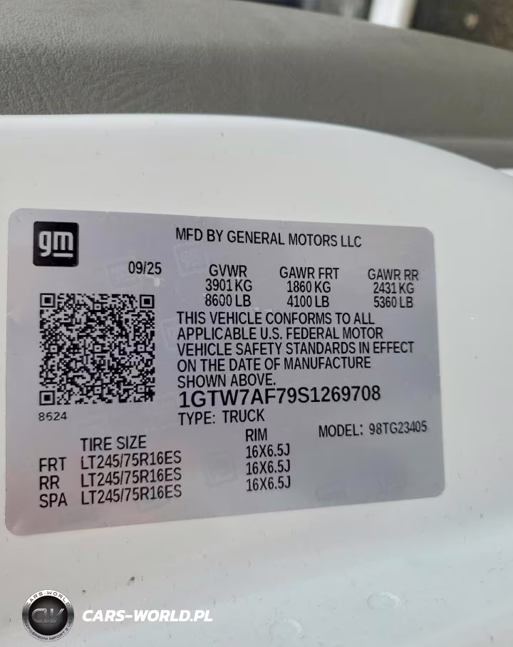 2025 GMC Savana 2500 Cargo Delivery Van VIN:1GTW7AF79S1269708 - 14