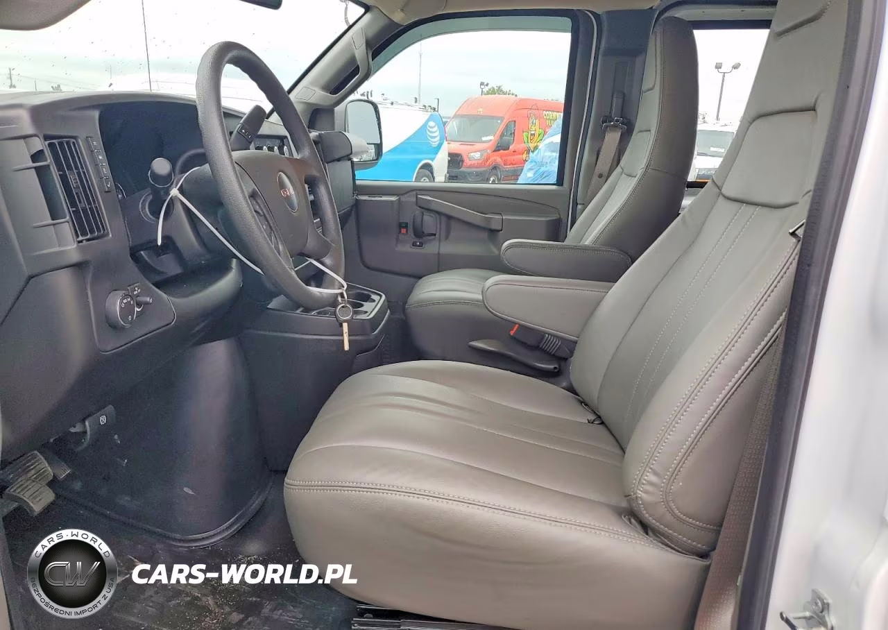 2025 GMC Savana 2500 Cargo Delivery Van VIN:1GTW7AF79S1269708 - 7