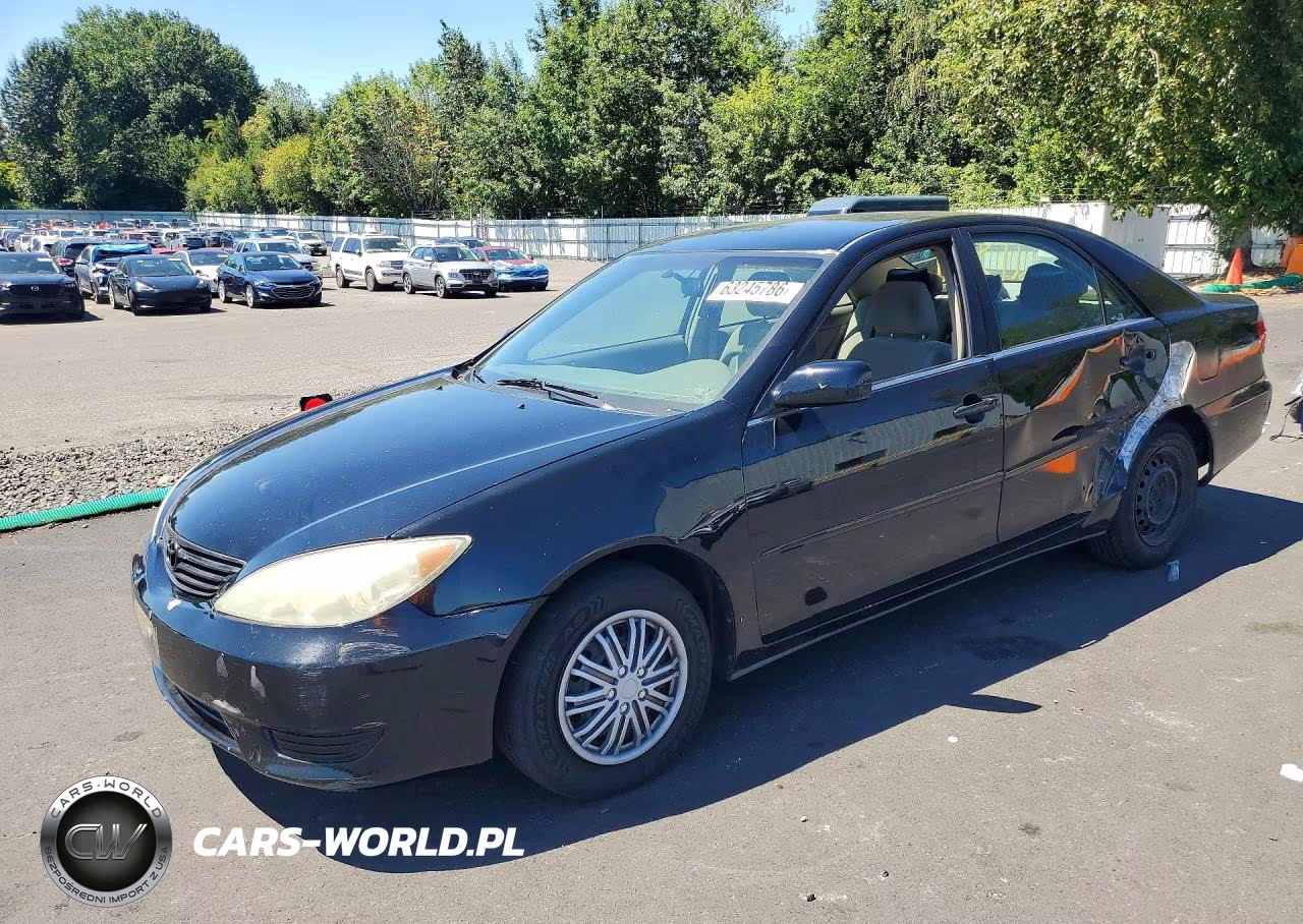 2005 Toyota Camry Le