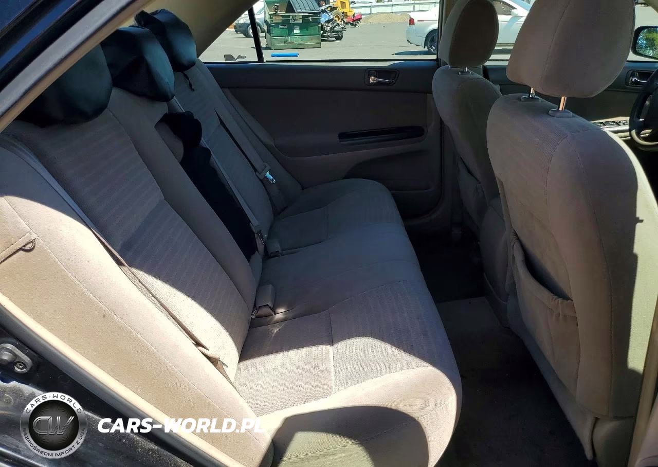 2005 Toyota Camry Le VIN:4T1BE32K95U597476 - 10