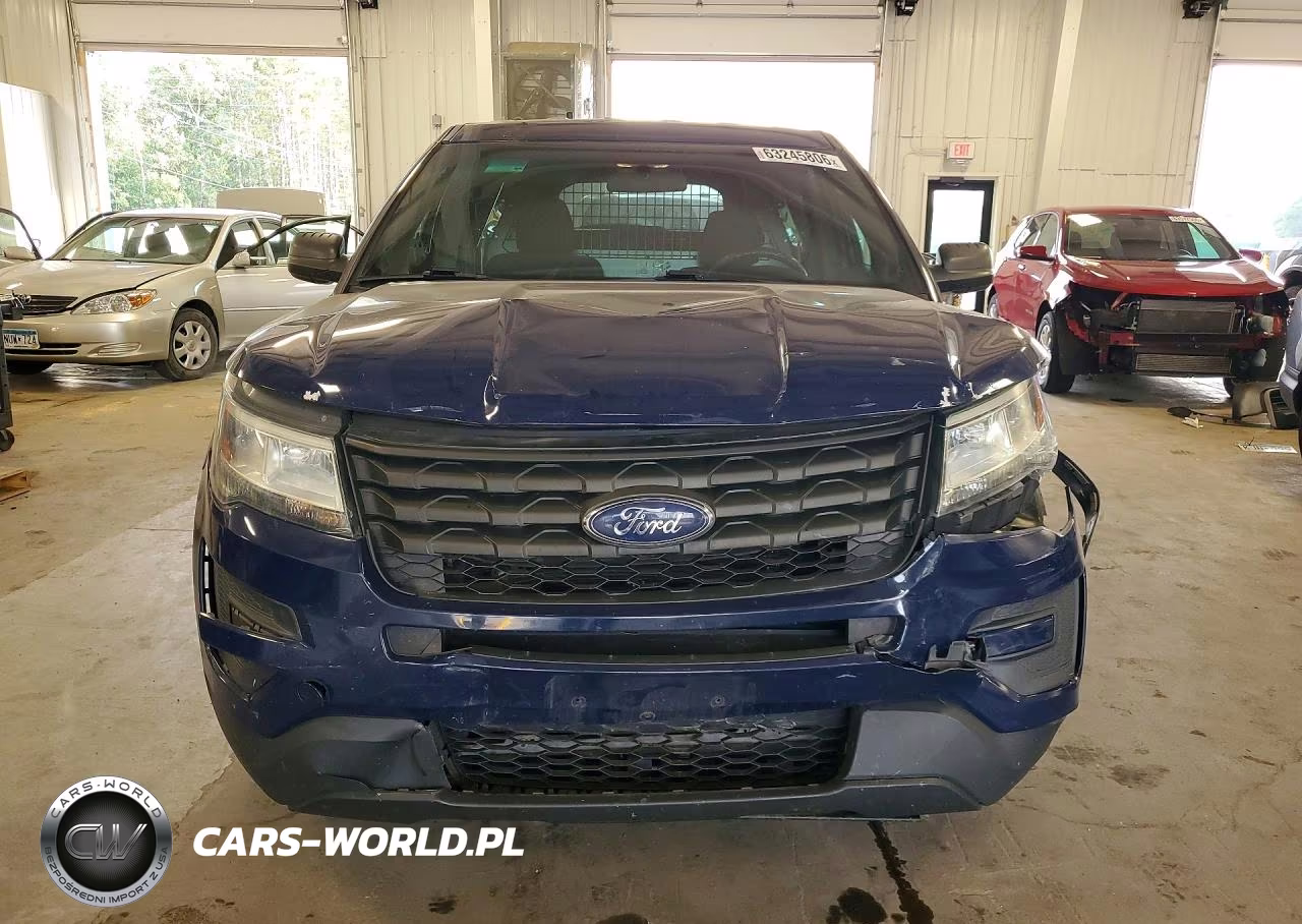 2017 Ford Explorer Police Interceptor VIN:1FM5K8AR1HGA63649 - 5