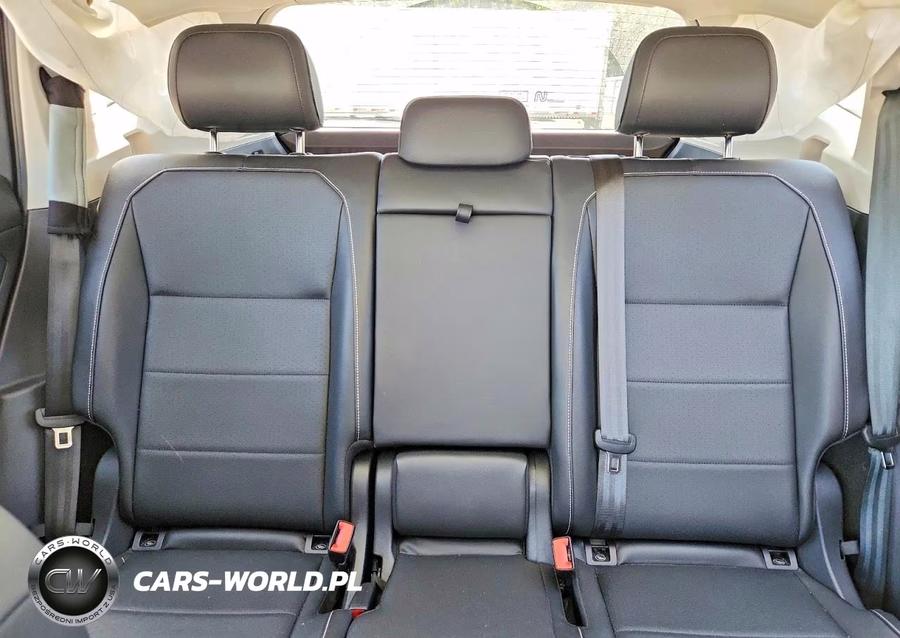 2021 Volkswagen Tiguan Se VIN:3VV2B7AX5MM016674 - 10