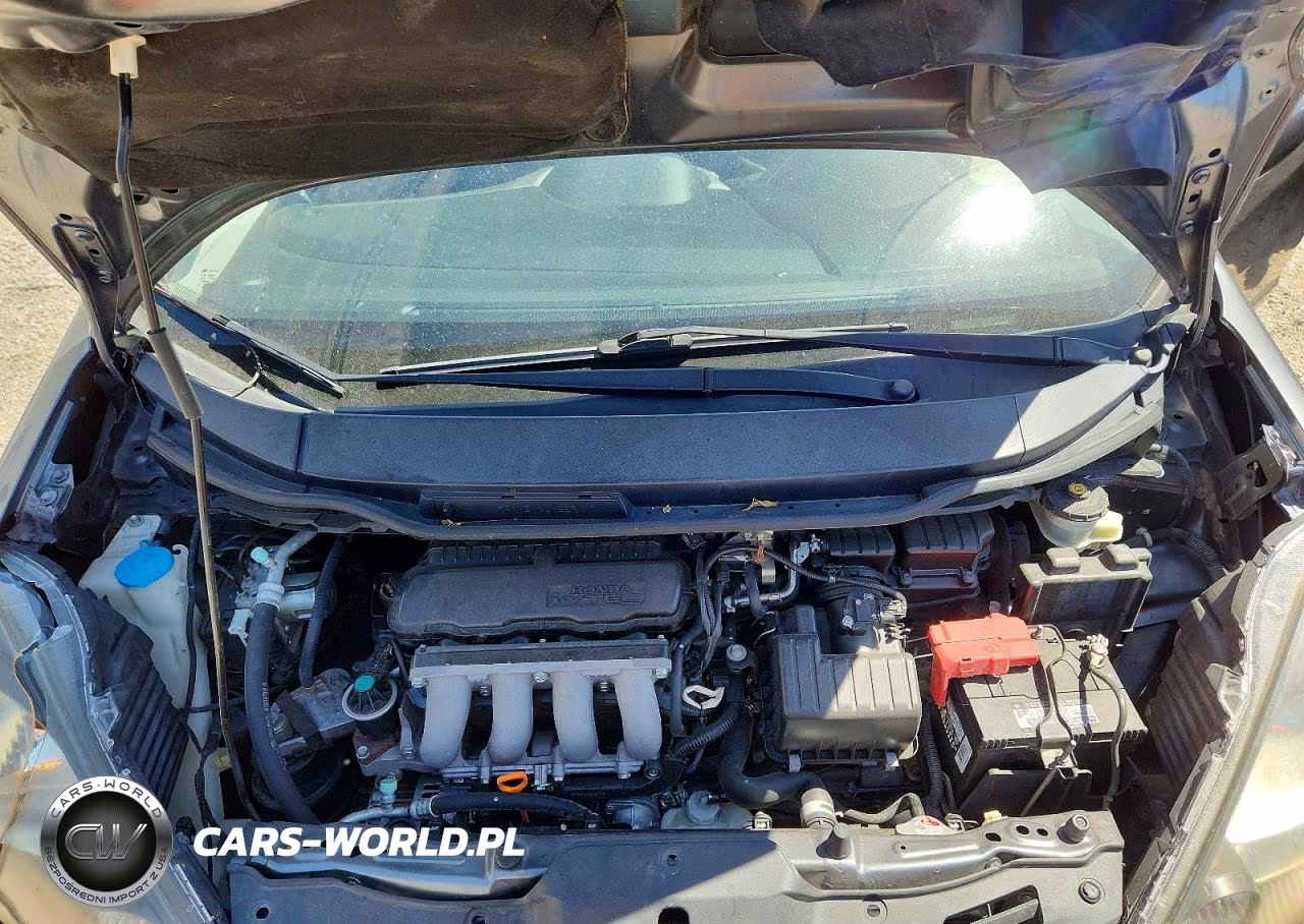2013 Honda Fit VIN:JHMGE8H33DC076828 - 12