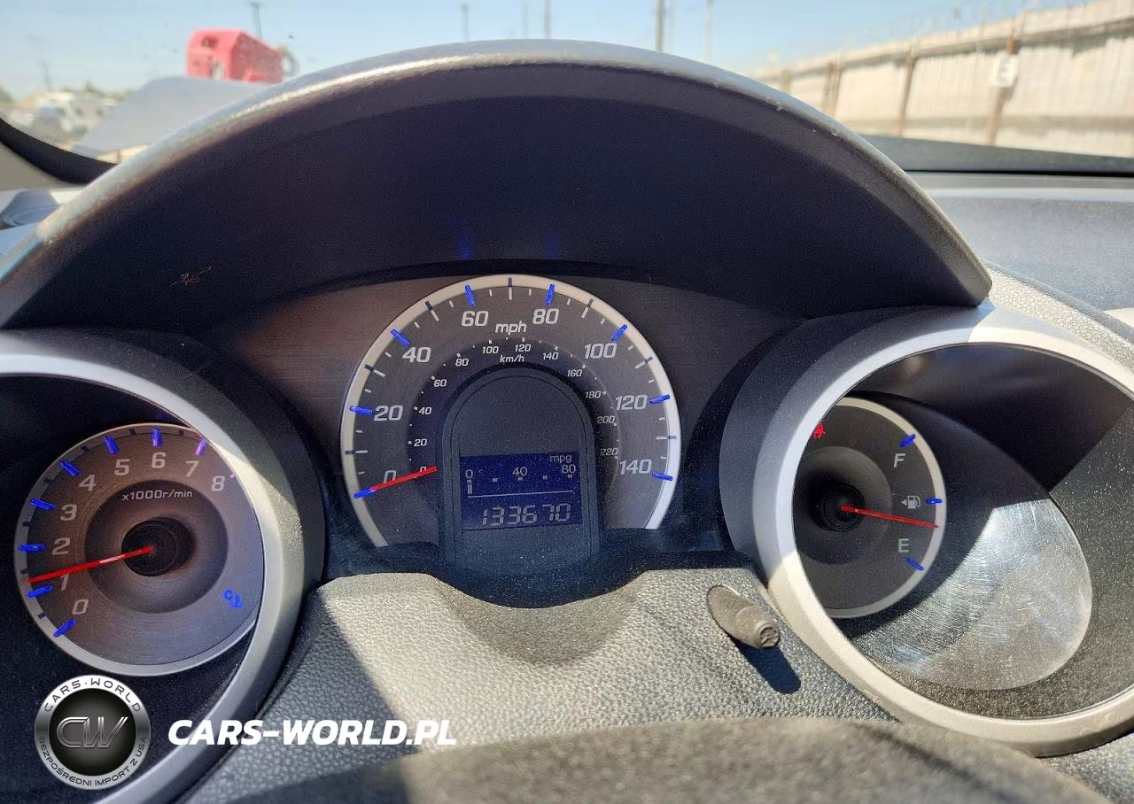 2013 Honda Fit VIN:JHMGE8H33DC076828 - 9