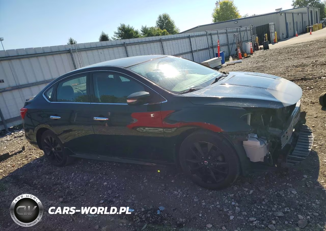 2018 Nissan Sentra Sr VIN:3N1AB7AP7JY339657 - 4