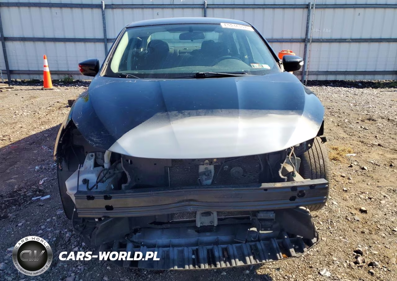 2018 Nissan Sentra Sr VIN:3N1AB7AP7JY339657 - 5