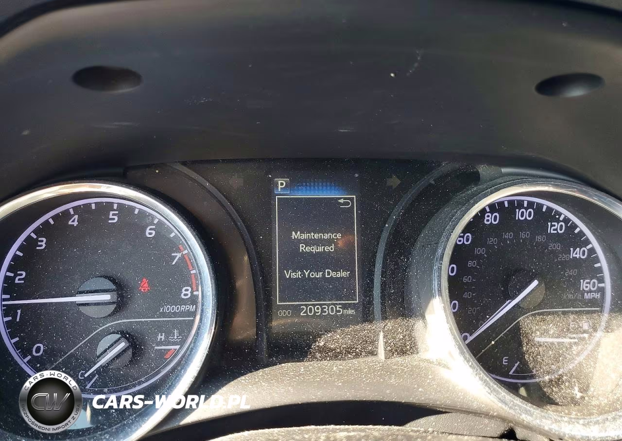 2020 Toyota Camry Le VIN:4T1C11AK3LU863559 - 9