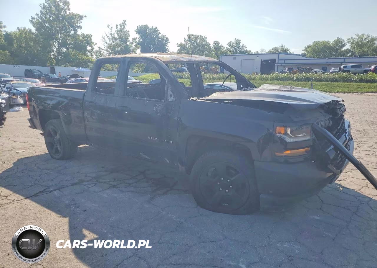 2016 Chevrolet Silverado C1500 VIN:1GCRCNEH3GZ331476 - 4