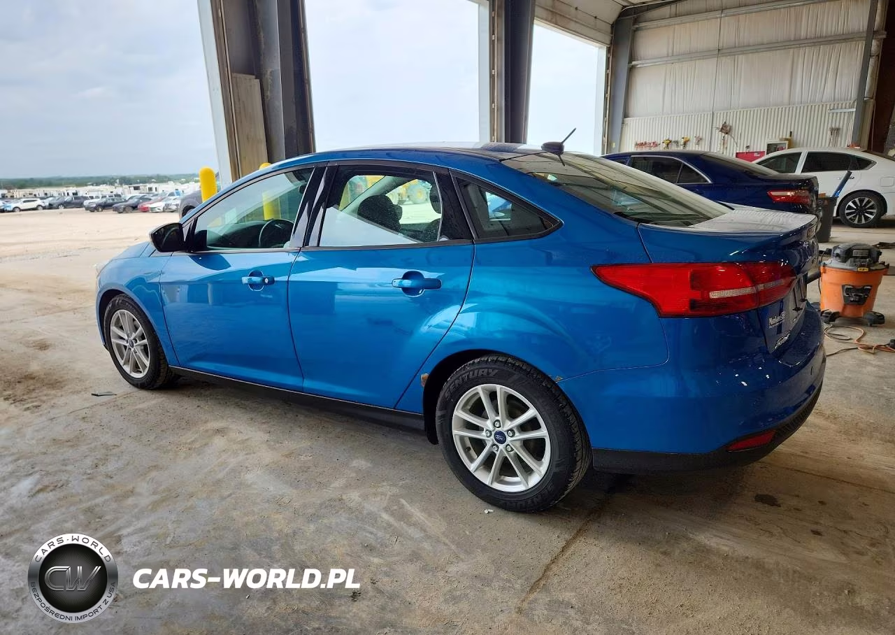 2016 Ford Focus Se VIN:1FADP3F25GL372584 - 2