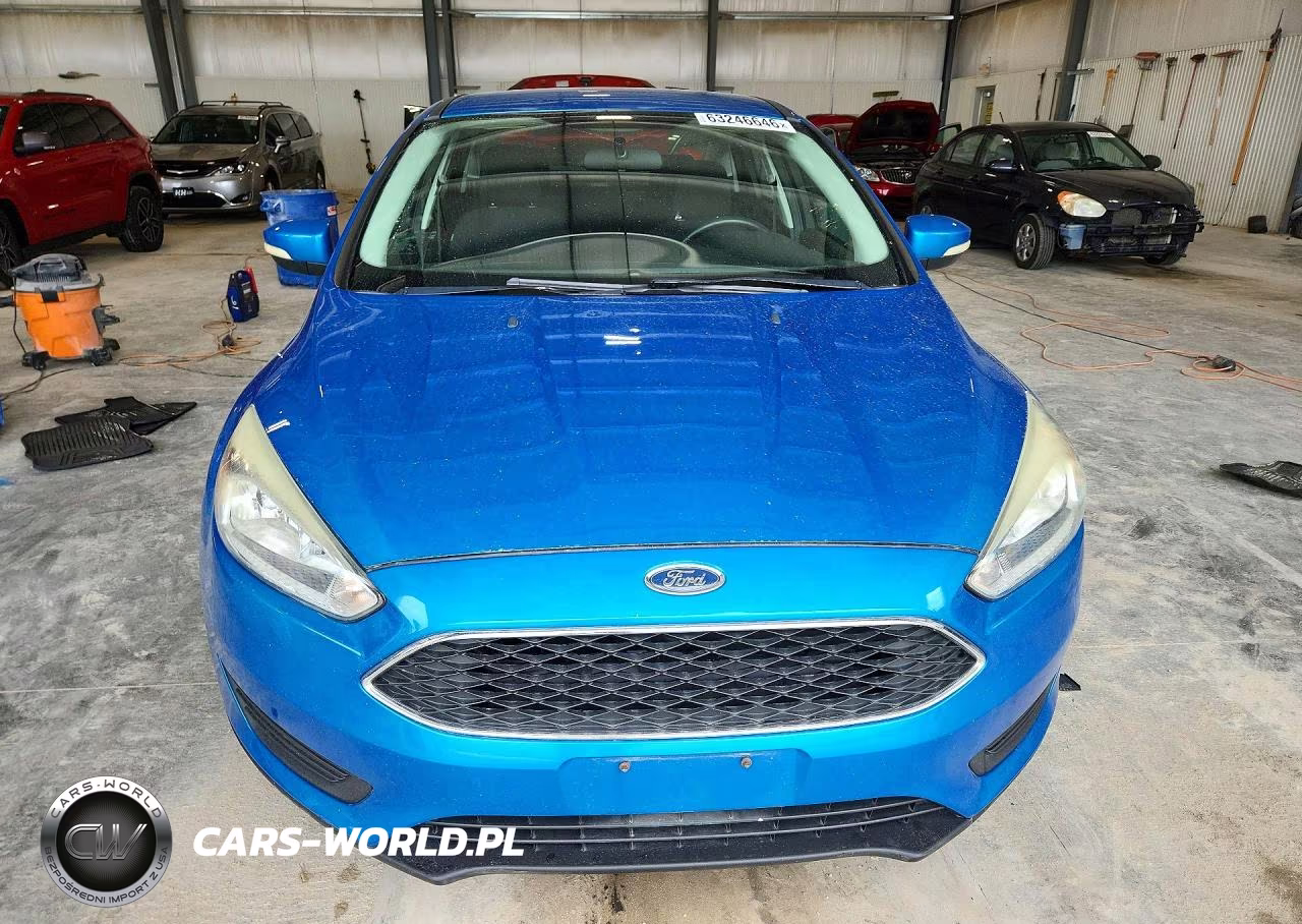 2016 Ford Focus Se VIN:1FADP3F25GL372584 - 5