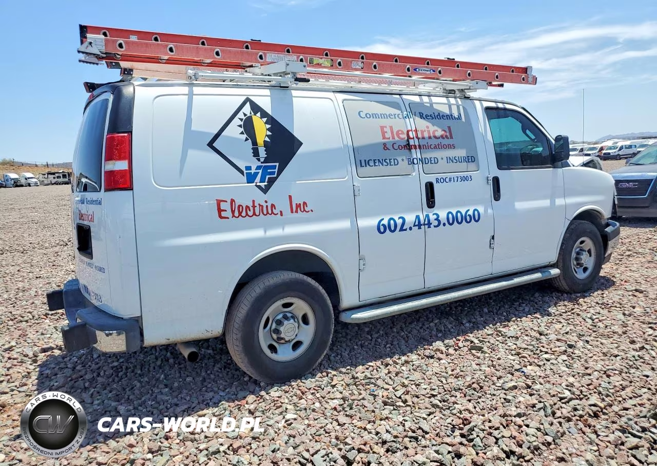2019 Chevrolet Express G2500 VIN:1GCWGAFG8K1341000 - 3