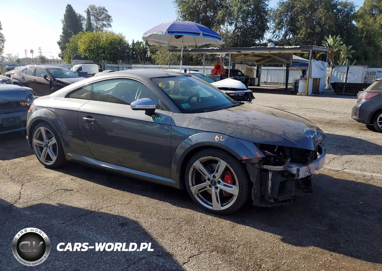 2017 Audi Tts VIN:TRUC1AFV6H1003855 - 4