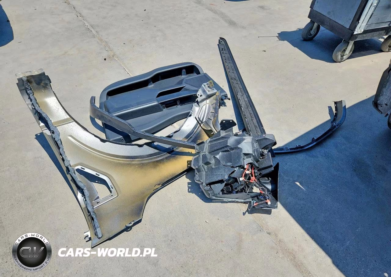 2024 Ford F150 Stx VIN:1FTFW2L52RKF60647 - 12