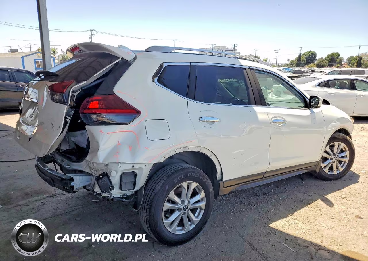 2018 Nissan Rogue S VIN:5N1AT2MT9JC818091 - 3