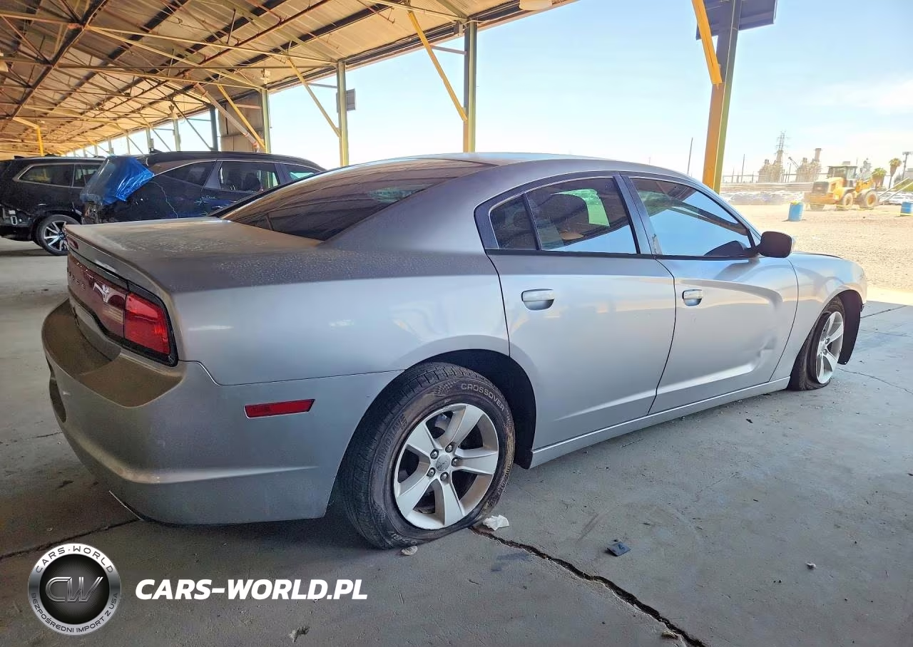 2013 Dodge Charger Se VIN:2C3CDXBG0DH705925 - 3