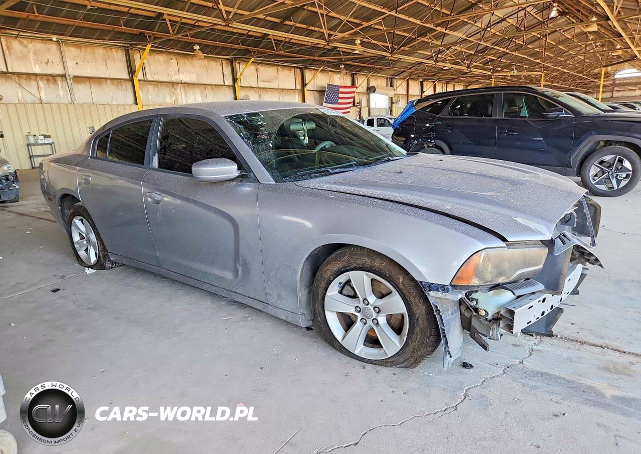 2013 Dodge Charger Se VIN:2C3CDXBG0DH705925 - 4