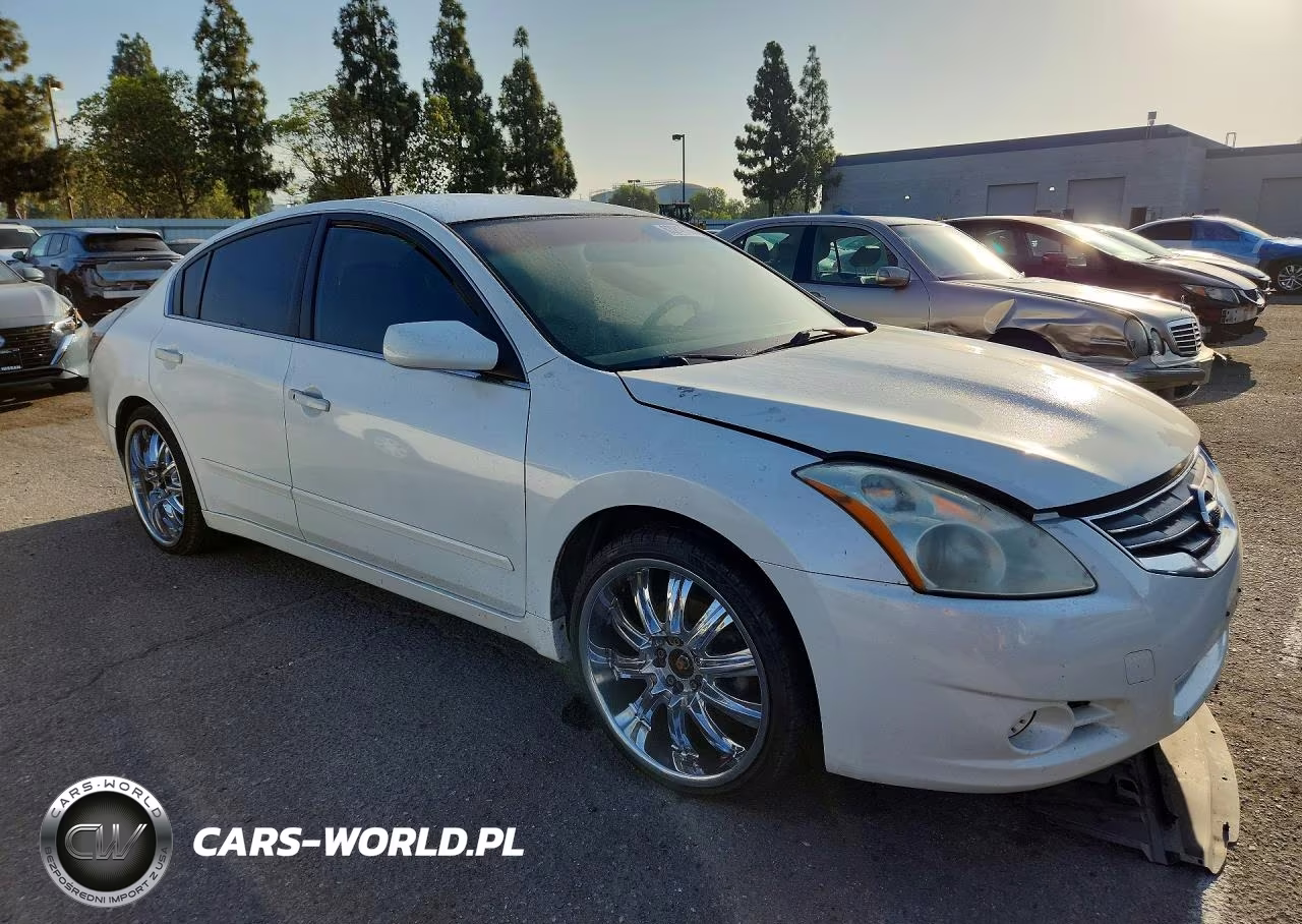 2011 Nissan Altima 2.5 VIN:1N4AL2AP2BN490620 - 4