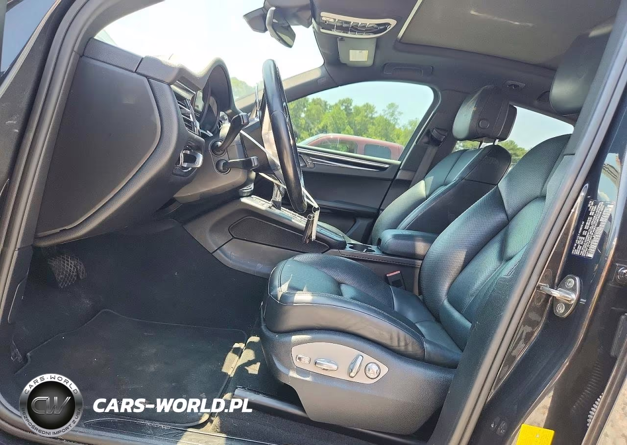2020 Porsche Macan VIN:WP1AA2A55LLB10406 - 7