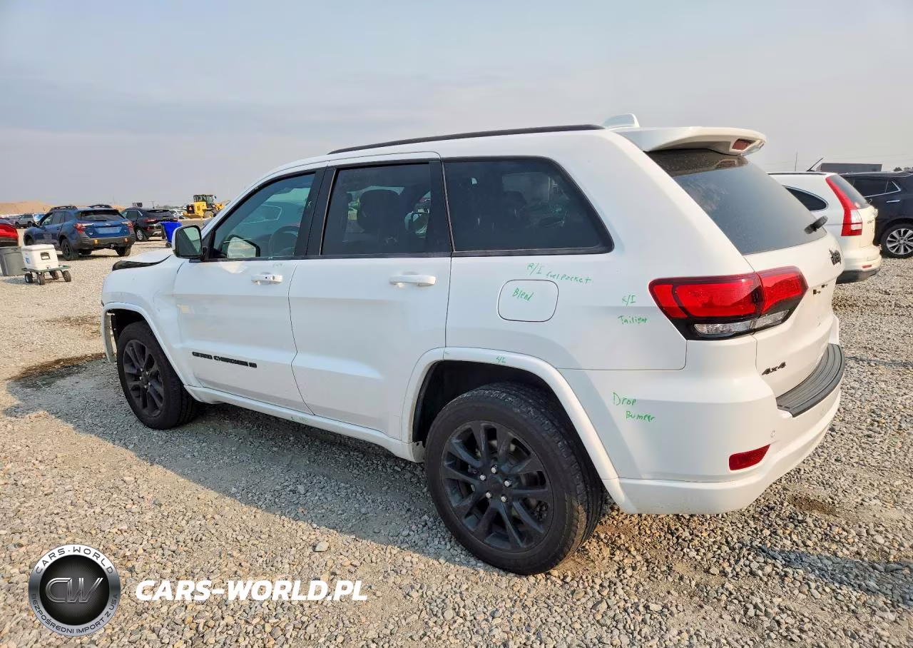 2022 Jeep Grand Cherokee Laredo E VIN:1C4RJFAG3NC113739 - 2