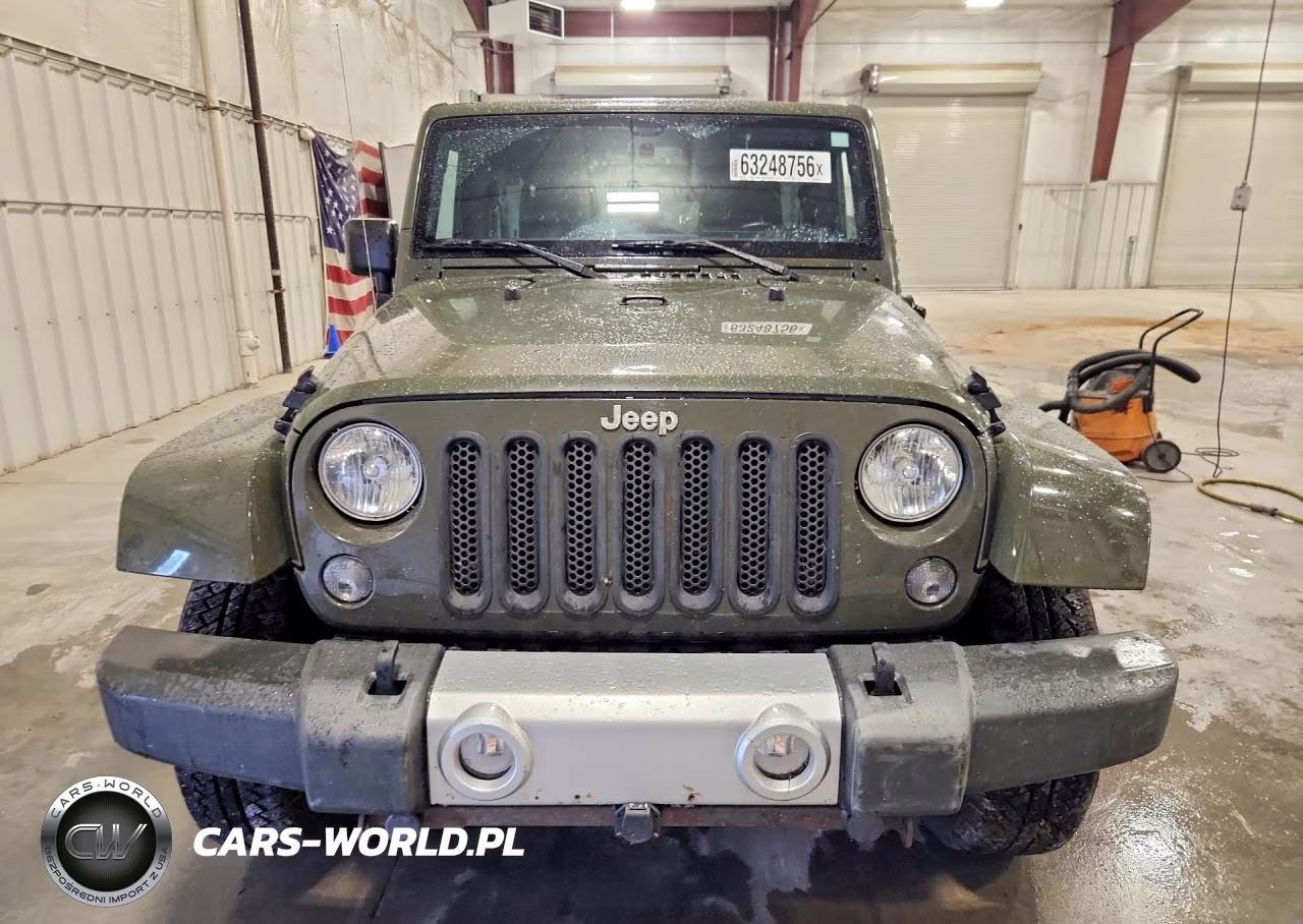 2015 Jeep Wrangler Unlimited Sahara VIN:1C4HJWEG3FL730260 - 5