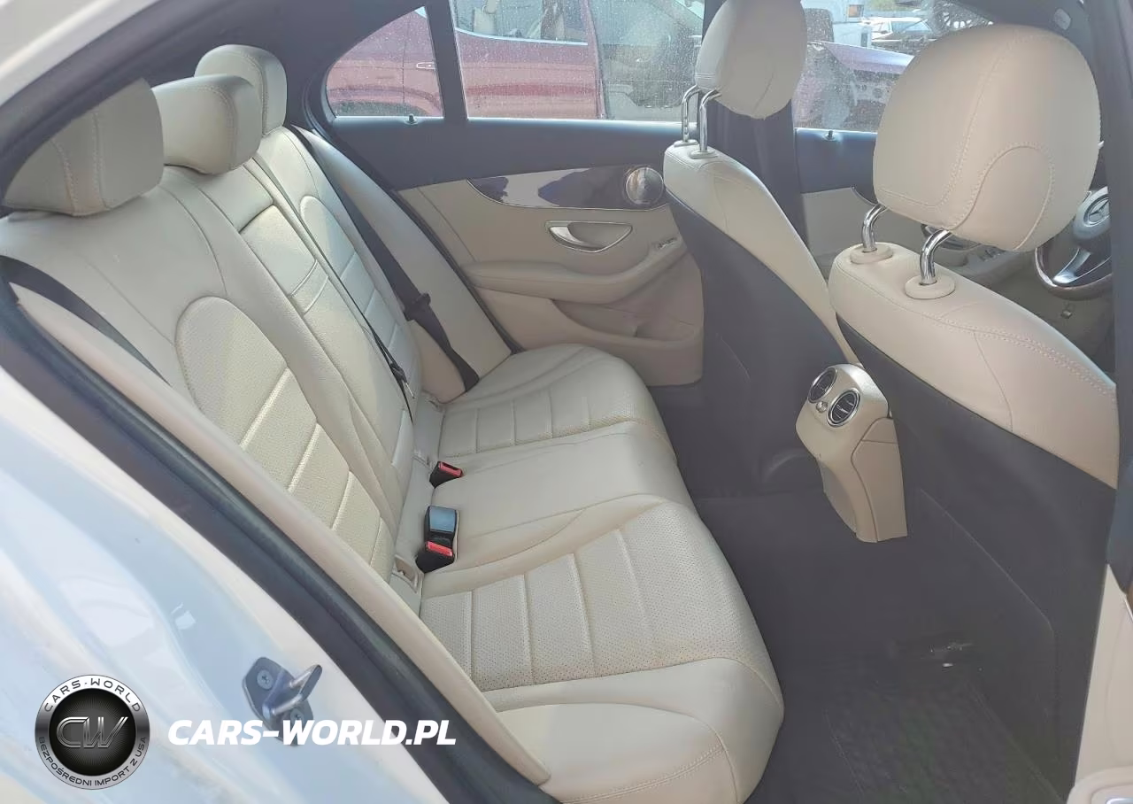 2018 Mercedes-Benz C 300 4Matic VIN:WDDWF4KB0JR403154 - 10