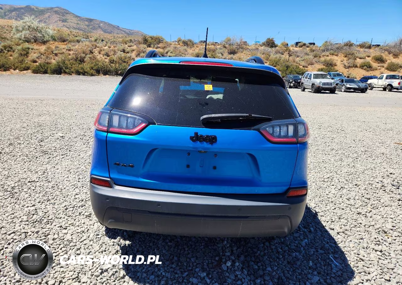 2020 Jeep Cherokee Latitude Plus VIN:1C4PJMLB3LD559555 - 6