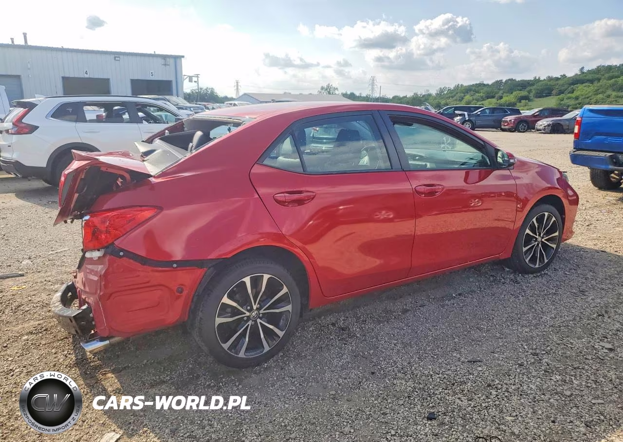 2017 Toyota Corolla Se VIN:5YFBURHE2HP702498 - 3
