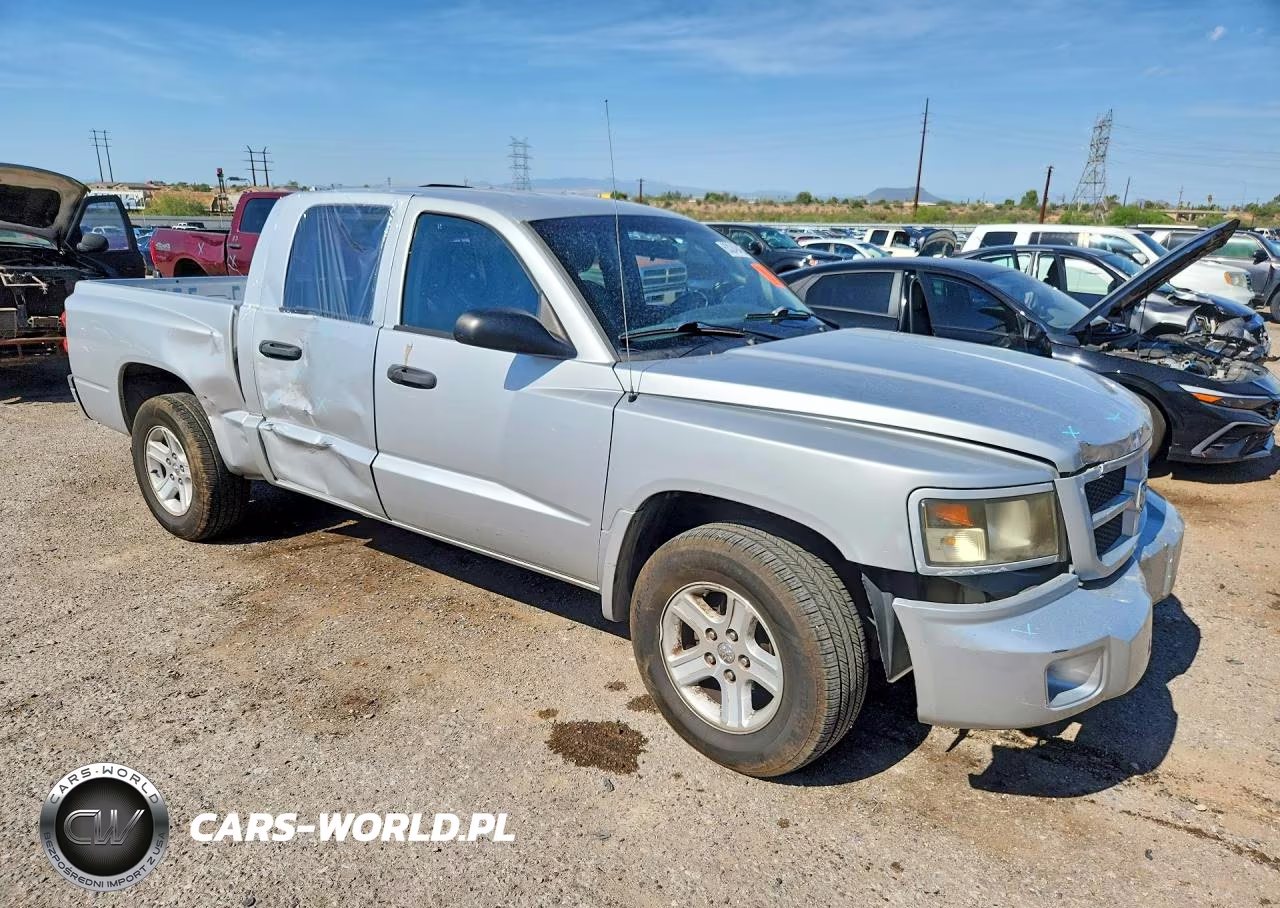 2011 Dodge Dakota Slt VIN:1D7RE3GK8BS648877 - 4