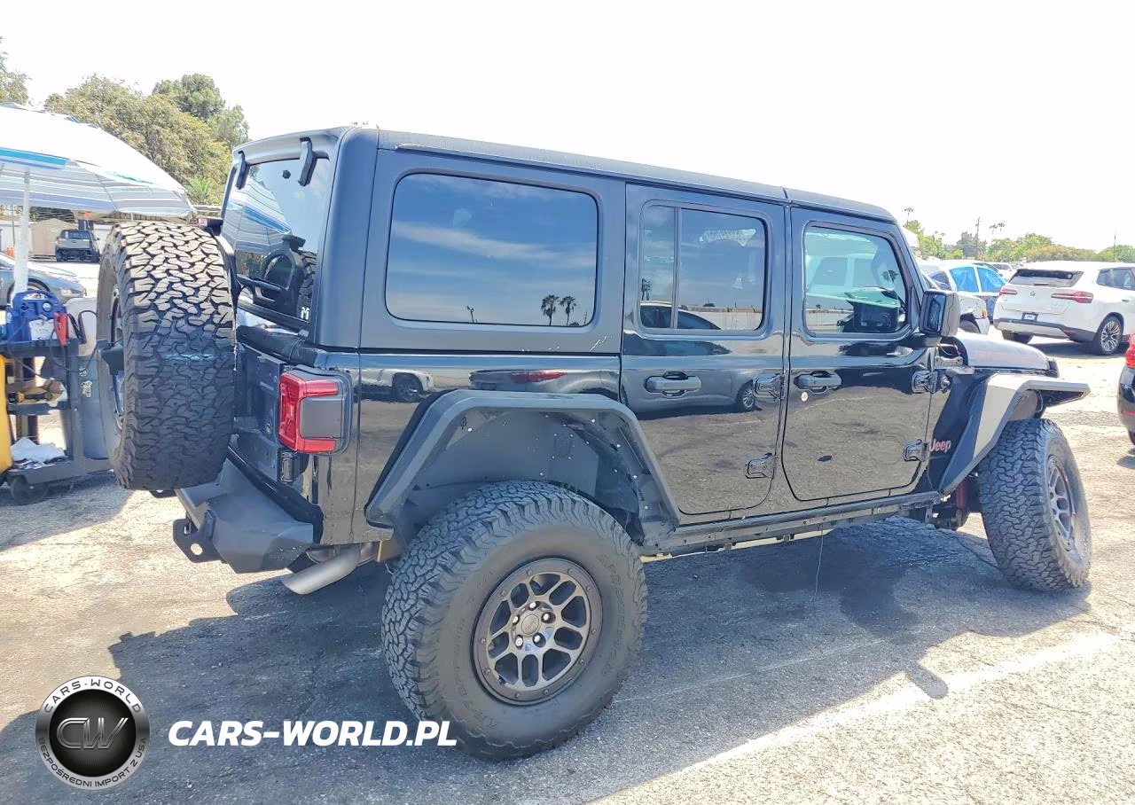 2023 Jeep Wrangler Rubicon VIN:1C4JJXFG1PW644130 - 3