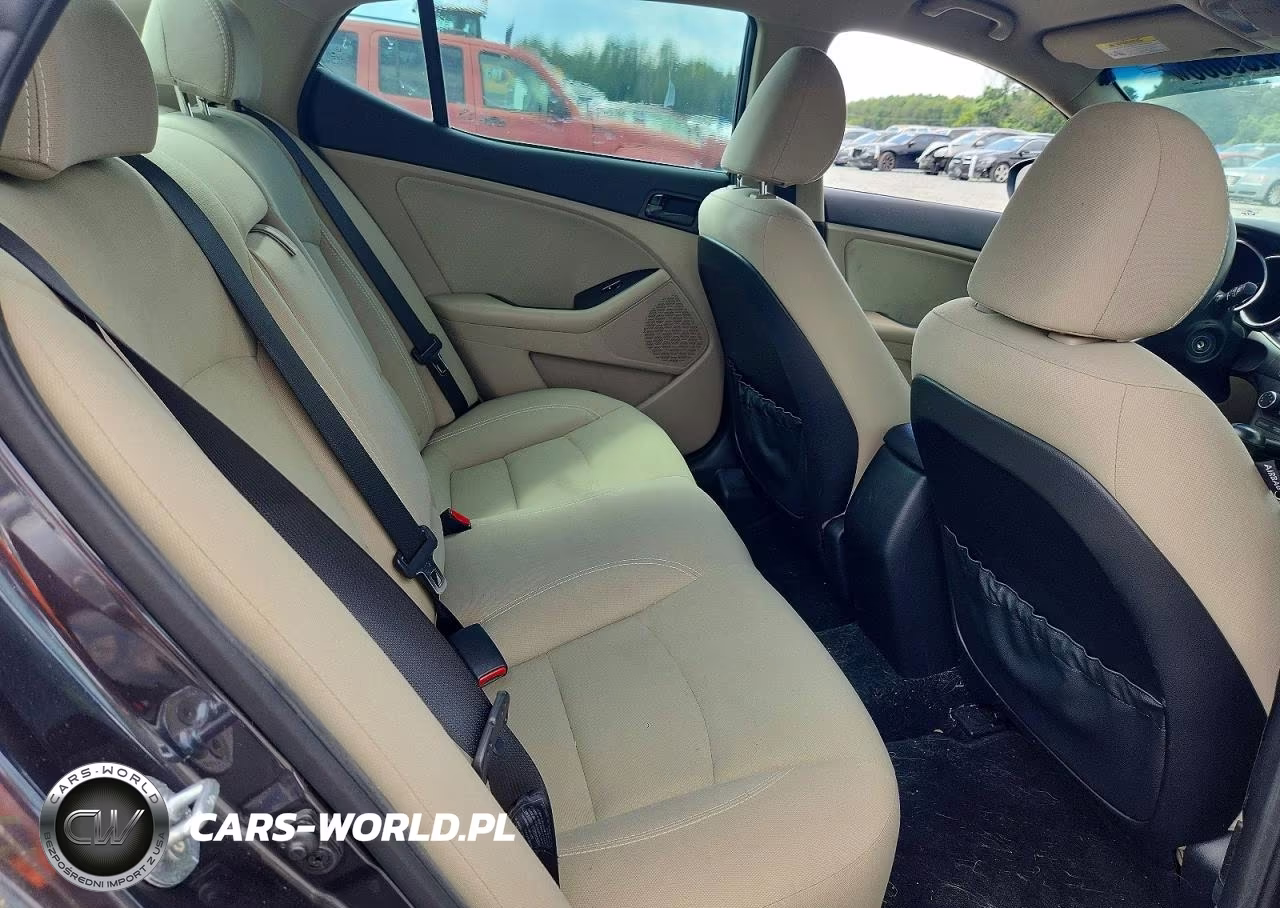 2015 Kia Optima Lx VIN:5XXGM4A72FG444588 - 10