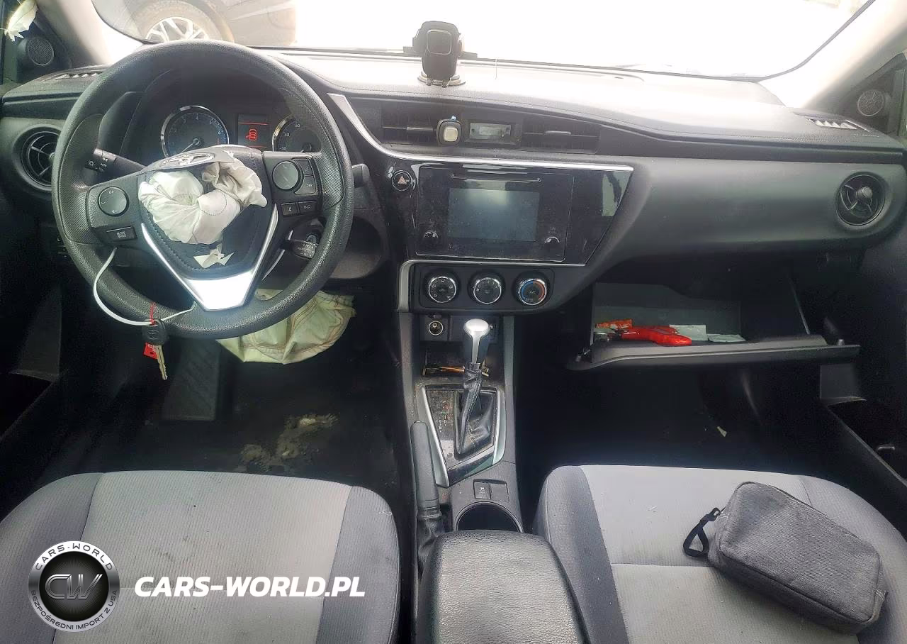 2019 Toyota Corolla L VIN:2T1BURHE2KC142845 - 8