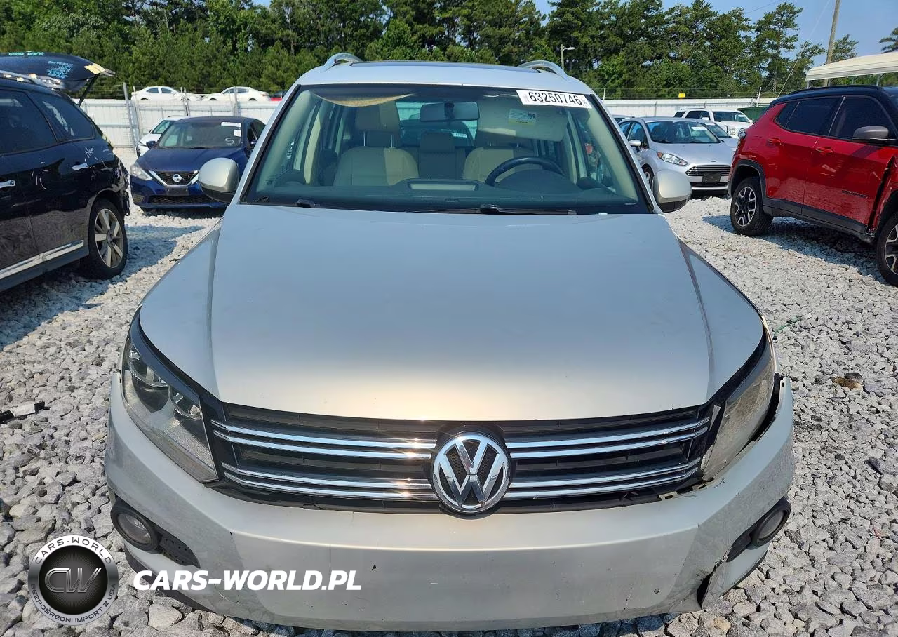 2012 Volkswagen Tiguan S VIN:WVGAV7AX0CW536955 - 5