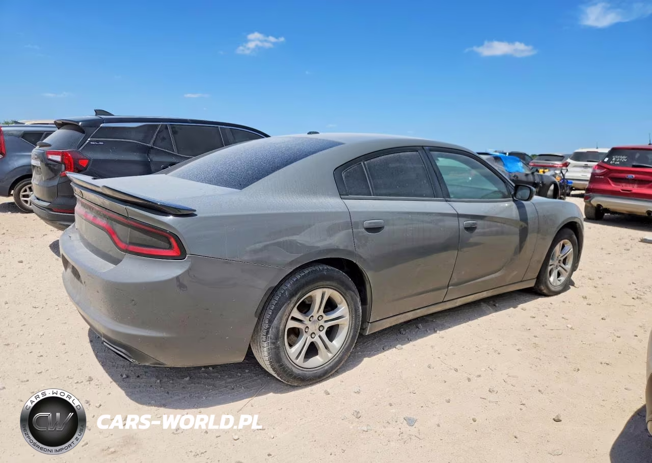 2018 Dodge Charger Sxt VIN:2C3CDXBG4JH114802 - 3