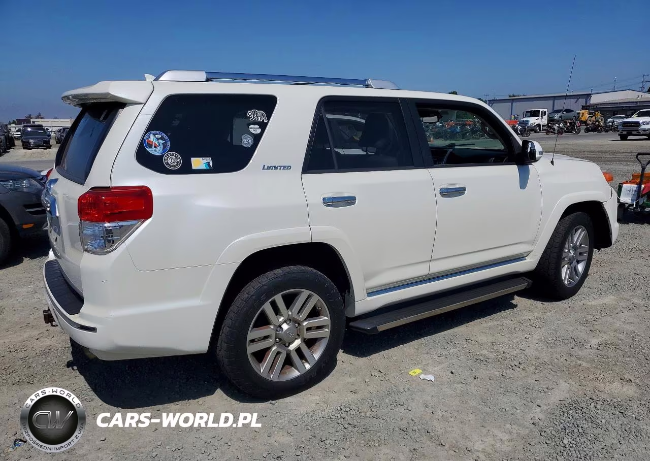 2010 Toyota 4Runner Limited VIN:JTEBU5JR6A5008076 - 3